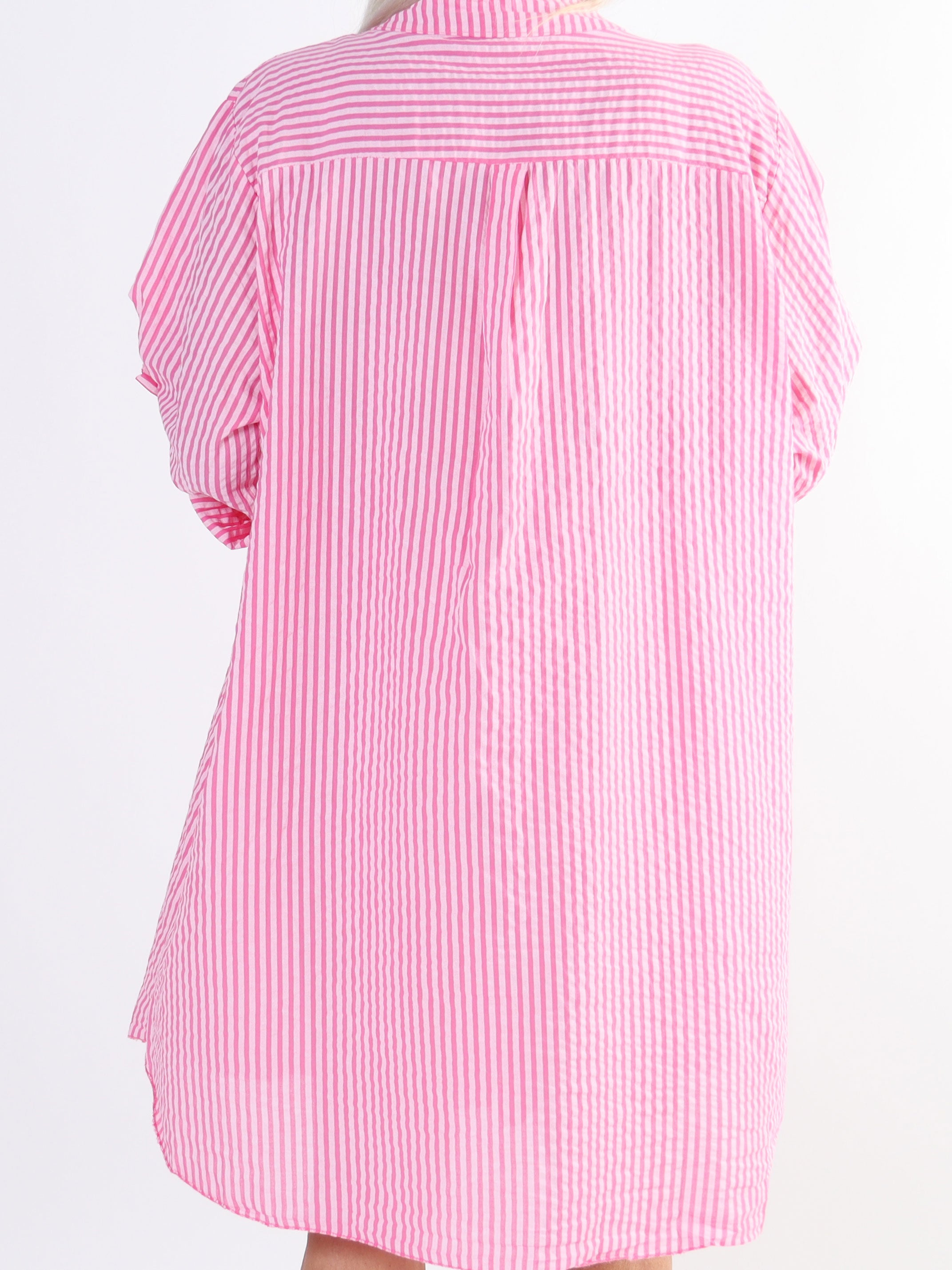 Carmina - Stribet plus size skjorte i bomuld med lommer